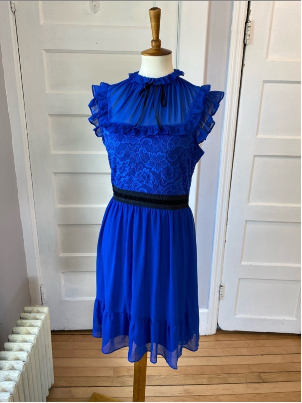 Disney Princess Snow White Royal Blue Lace Dress, Size XL - Picture 3 of 14